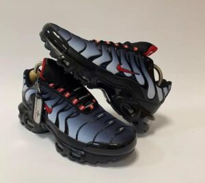 Nike Air Max Plus TN Black/Wolf Grey/Metallic Silver sneakers - Image 4