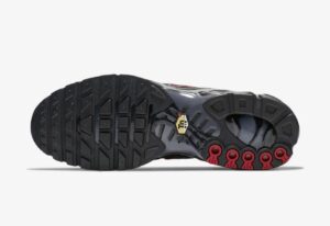 Nike Air Max Plus TN Black/Wolf Grey/Metallic Silver sneakers - Image 2