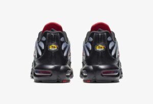 Nike Air Max Plus TN Black/Wolf Grey/Metallic Silver sneakers - Image 3