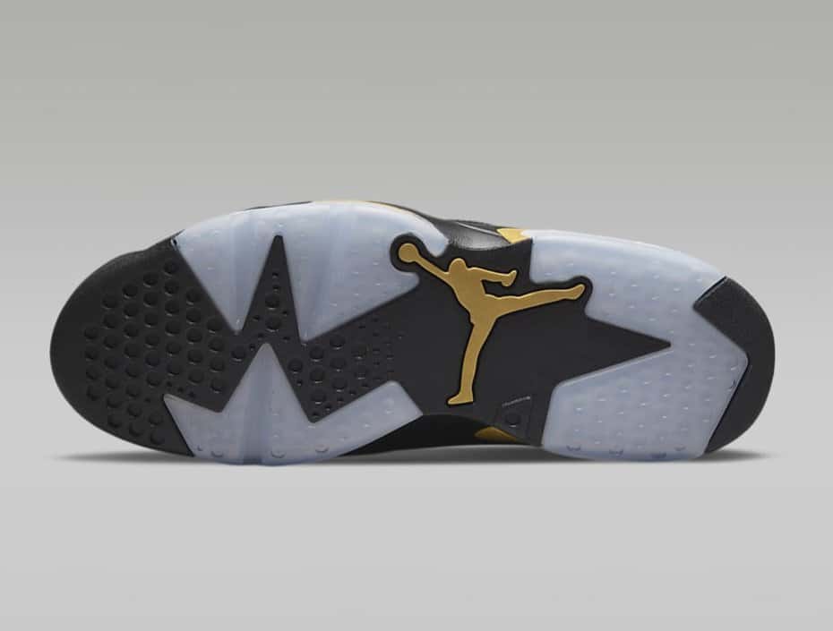 Air Jordan Flight Club '91 black/Metallic Gold basketball sneakers - Image 5