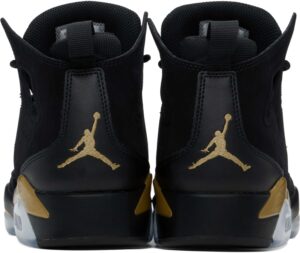 Air Jordan Flight Club '91 black/Metallic Gold basketball sneakers - Image 3