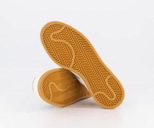 Adidas Campus 00s Grey unisex sneakers - Image 3
